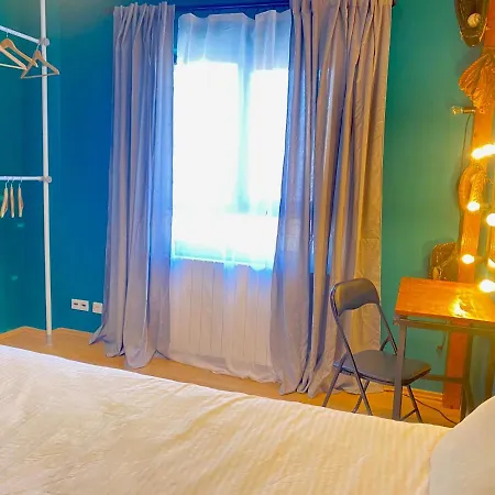 Apartment Queen Beds With Underground Parking *